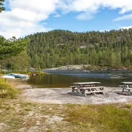 Cozy Log Near Havrefjell Åmli